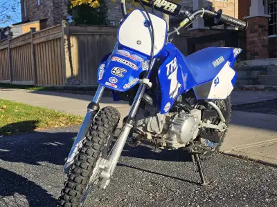 The Yamaha TT-R 90 is a four-stroke engine dirt bike, perfect for young riders ready to experience t...