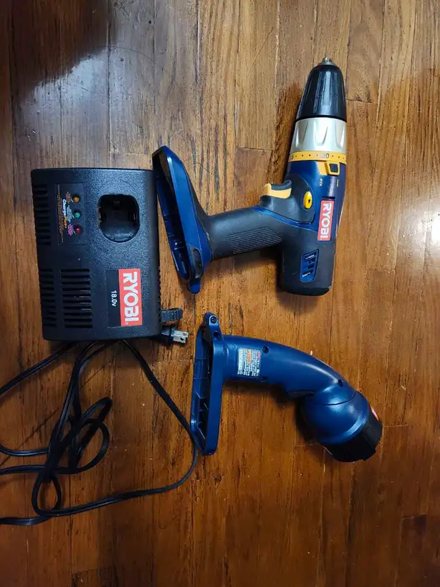 Ryobi 18V Drill and Work Light Combo Kit (no battery) in Power Tools in City of Toronto - Image 3