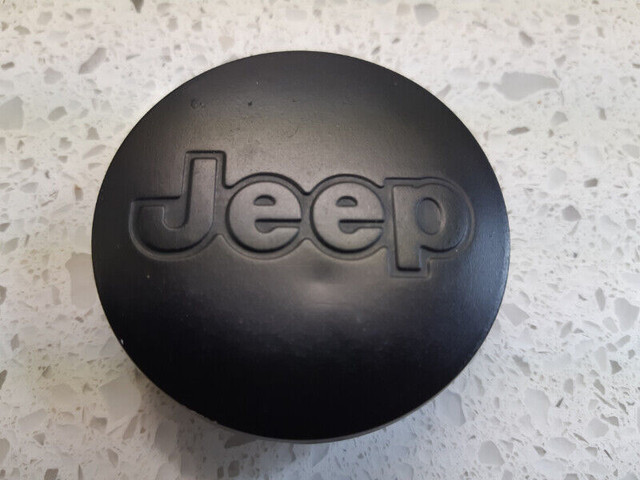 Un cap de roue centre #52059522AA  pour roue alliage Jeep in Tires & Rims in Longueuil / South Shore