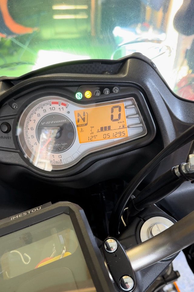 Suzuki V-Strom 650 ABS 2015 in Sport Touring in Gatineau - Image 3