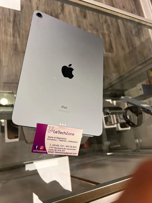 Apple iPad Air 4  in iPads & Tablets in Laval / North Shore - Image 3