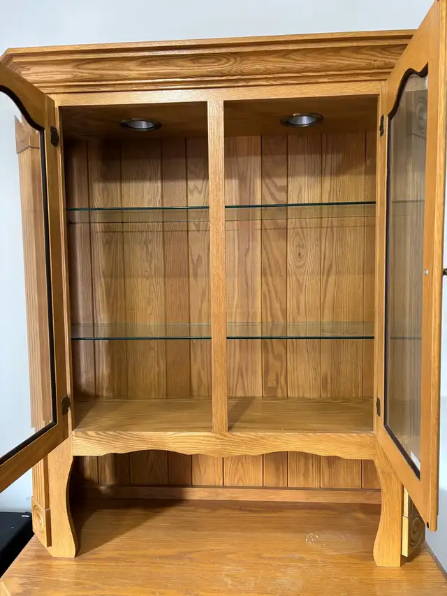 Oak China Cabinet63735878363907123