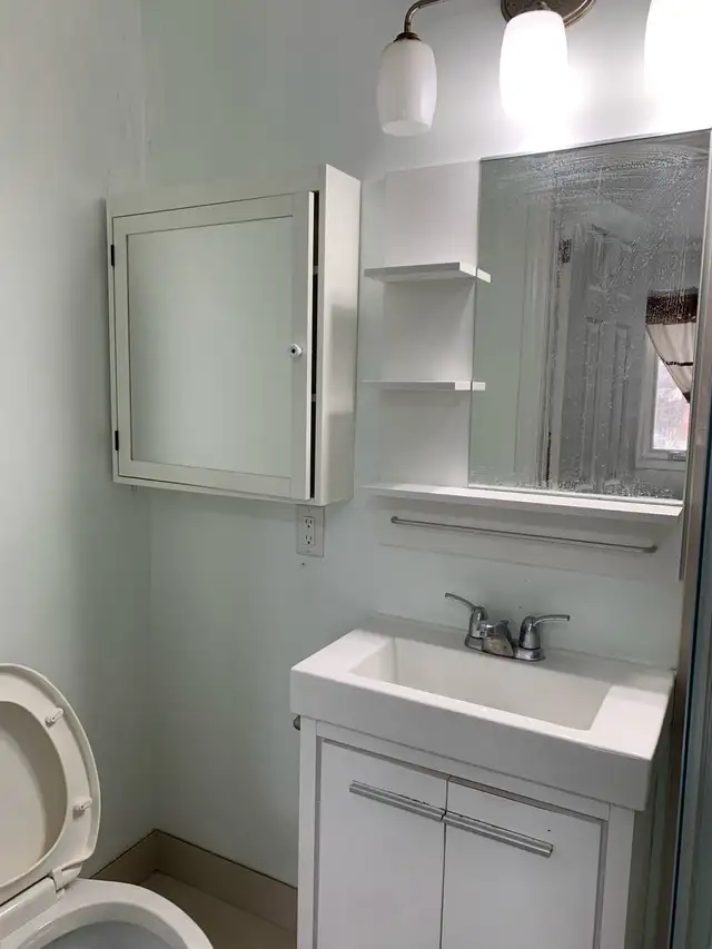 master bedroom with washroom for rent