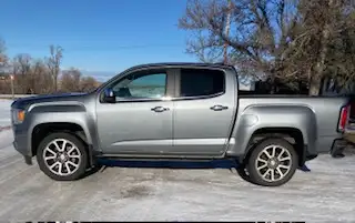2022 GMC Canyon Denali Vin # 1GTG6EEN4N1100229 V6 Non Turbo 4 WD 3M Sealcoat on the hood, under the...