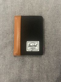Herschel Supply Co. Wallets & Pouches - LIKE NEW