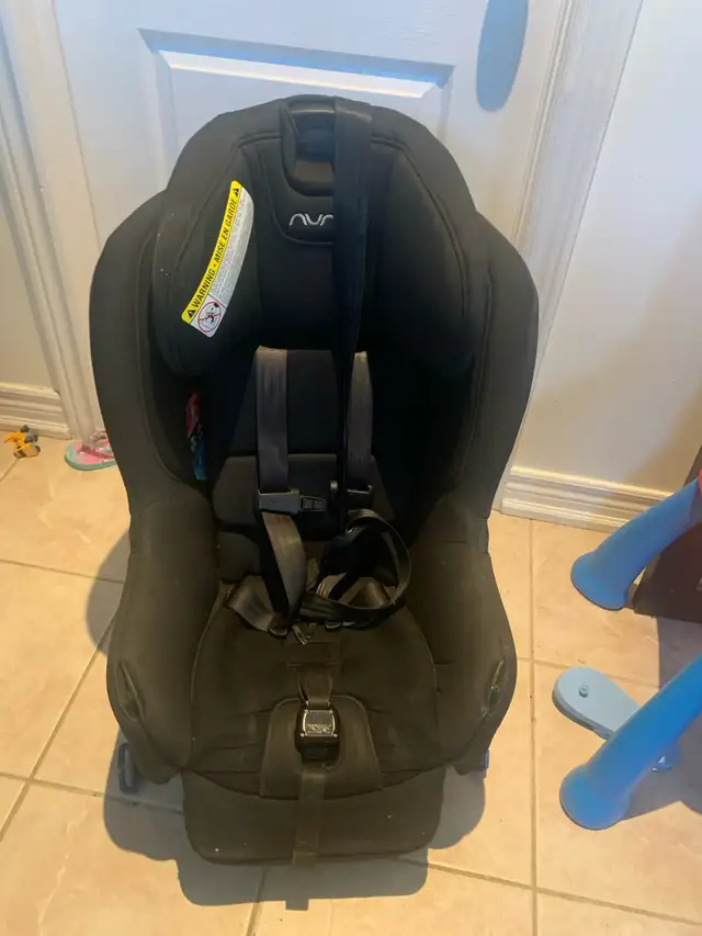 Nuna baby car seat  in Strollers, Carriers & Car Seats in Markham / York Region - Image 2
