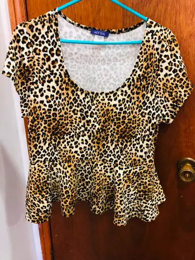 LADIES LEOPARD PRINT STRETCHY TOP + FLARES, View more