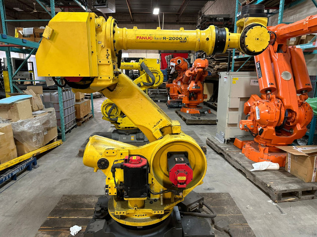 2004 Fanuc R-2000iA 165F 6-Axis Industrial Robot in Other Business & Industrial in Oshawa / Durham Region