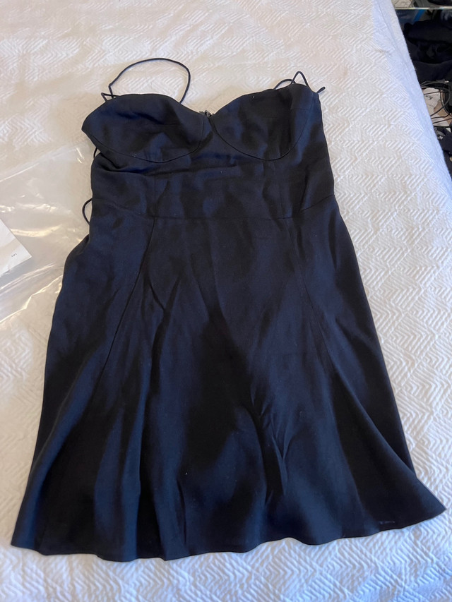 Brand new size 6 reformation dress  in Women's - Dresses & Skirts in City of Toronto - Image 4