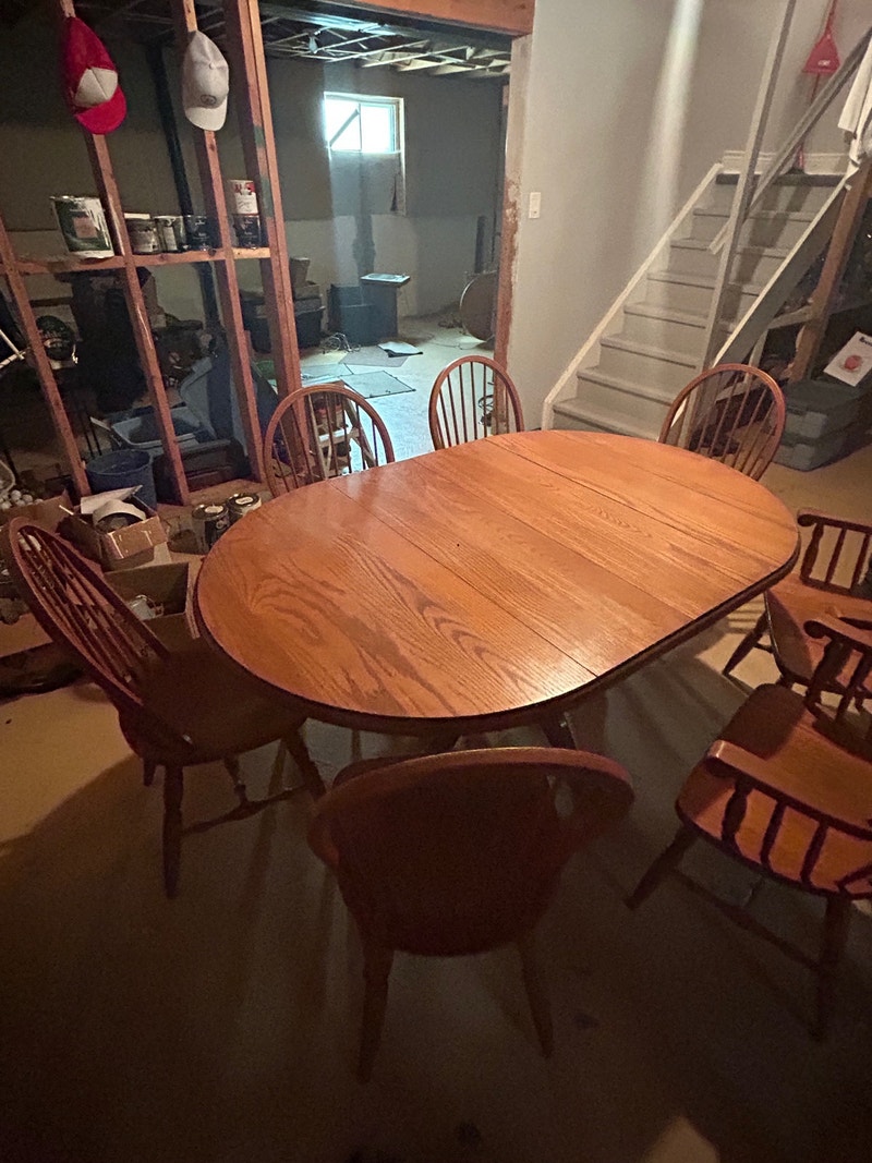 Solid Oak Table + 7 Chairs Dining Tables & Sets Markham / York