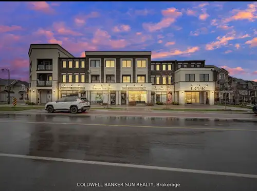 Beautiful self-contained commercial unit available in the heart of prestigious Kleinburg. Ideal for...