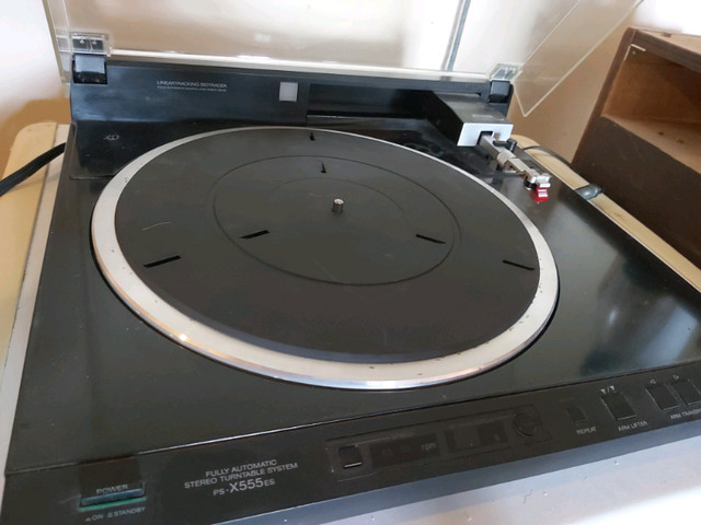 Sony PS-x555es biotracer Turntable record player  in Stereo Systems & Home Theatre in Kingston - Image 2
