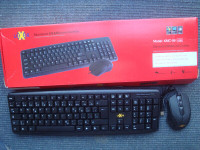 Clavier et souris d'ordinateur