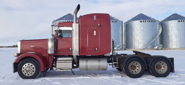 Peterbilt 2011 388 Cat C15 MXS in Heavy Trucks in Red Deer - Image 2