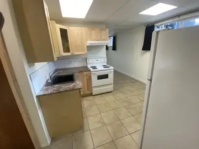 unfurnished 2 bedroom basement suite in 4-plex, near schools, has hook-ups for laundry, large shared...
