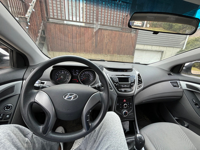 Hyundai Elantra L 2014 dans Autos et camions  à Ville de Québec - Image 4