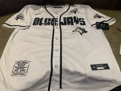 Nike Blue Jays XL Morgan Wallen Jersey, View more