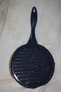 Vintage Blue Enamel Fry/Griddle Pan