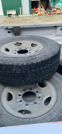 Chevy 2500 rims and tires 