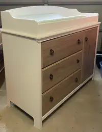 Dresser with changing table 