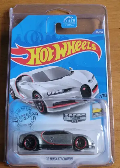 Hot Wheels Zamac Bugatti Chiron. $50 Pick up in Bowmanville.