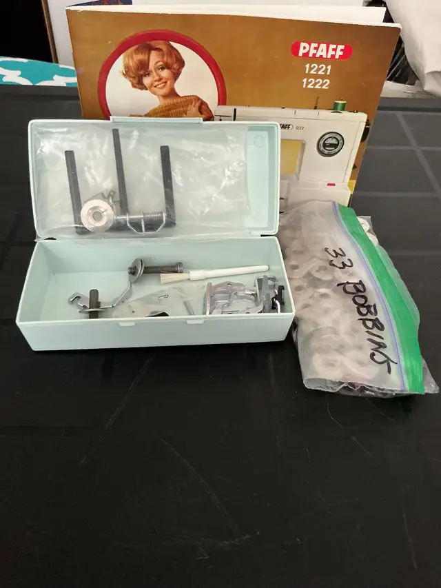 Pfaff 220 Sewing Machine526670133639915524