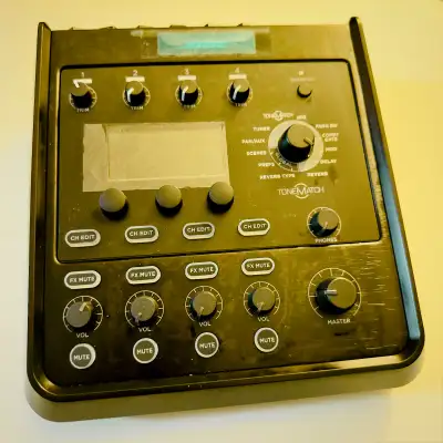 Bose 48V phantom power voice amplifier, View more