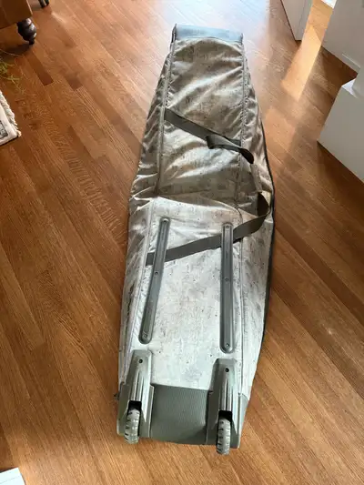 Like Brand New Dakine Snowboard bag