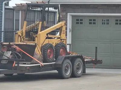 Case skid steer excellent condition Comes with bucket smooth can take off teeth on bucket, post hole...