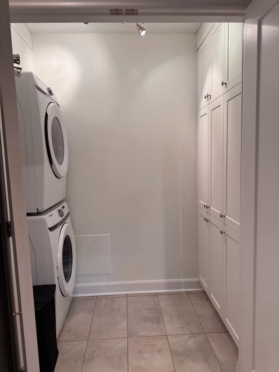 ONE FREE MONTH 2 Bedroom + Den in Verdun 2