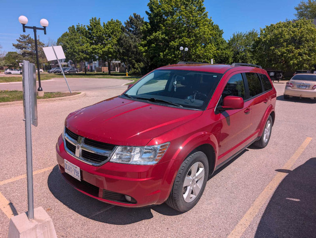 Dodge Journey SXT 2010 in Cars & Trucks in Kitchener / Waterloo - Image 4