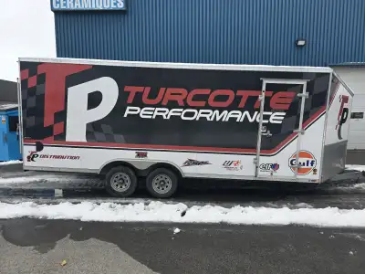 Trailer Fermé de marque Jelano 20 pied plus 4 poid V-Nose Trailer en acier galvaniser 2 essieu 5000L...