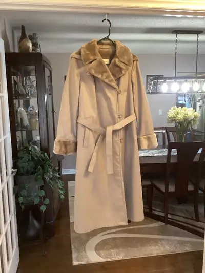 London Fog Women’s Faux Fur Lined Hooded Winter Coat Size 12P, View more