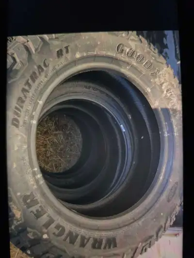 *Picture 1 and 2 Set of 4 275 60 20 Goodyear Wrangler durratrac rt 10plt Haven't been mounted yet $1...