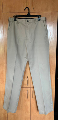 Chandails, chemise, pantalons pour hommes (tailles 32, 34, mediu