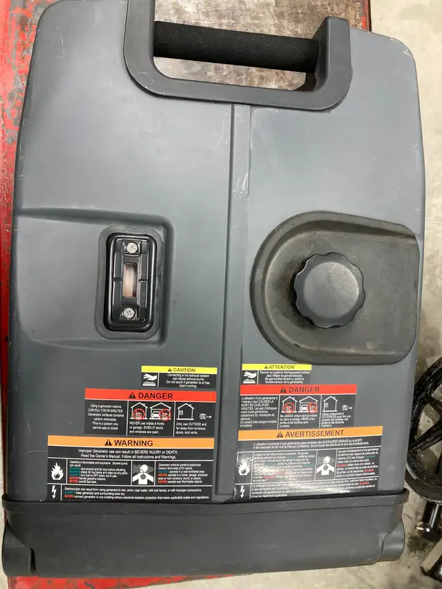 Inverter generator Polaris in Other in Revelstoke - Image 6