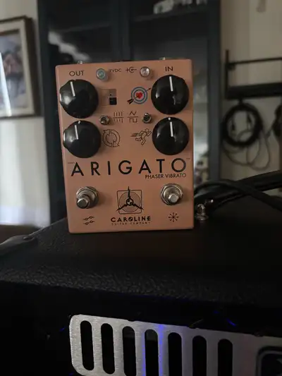 Caroline Guitar Arigato phaser/vibrato , View more