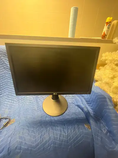 LG 24MB35PY-I Monitor – 24" Full HD, View more