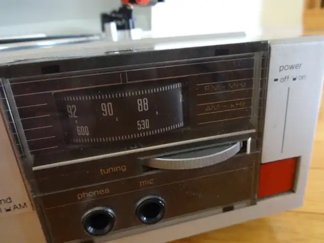 Panasonic SG-V300 Vintage(1983) Stereo Music System for sale in Stereo Systems & Home Theatre in Markham / York Region - Image 7