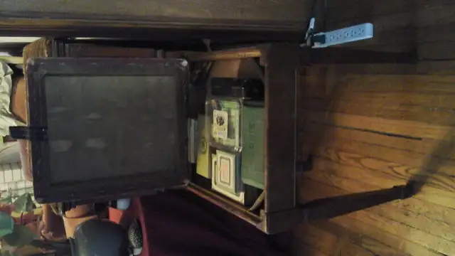 Antique Singer Sewing Machine in Arts & Collectibles in City of Toronto - Image 7