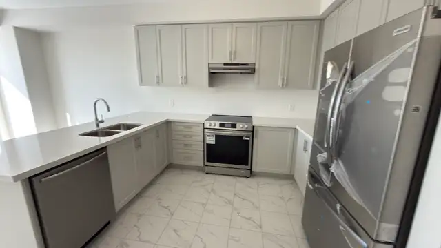 Brand New 3 Bedroom Townhome for Rent in Seaton, Pickering in Long Term Rentals in Markham / York Region - Image 7