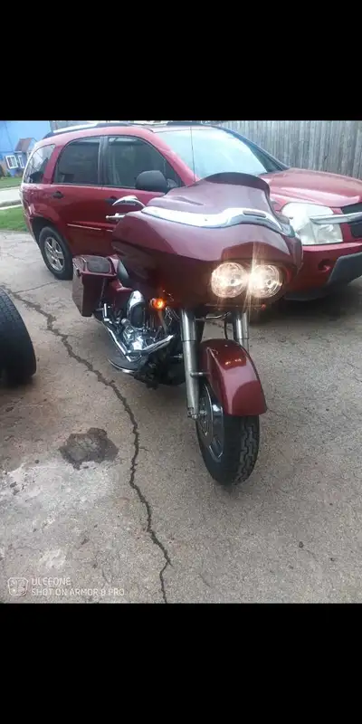Trading my 05 road glide for a truck text with what you have has extended bag's tank rear fender pai...