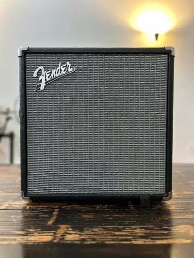 Fender Rumble 25, View more