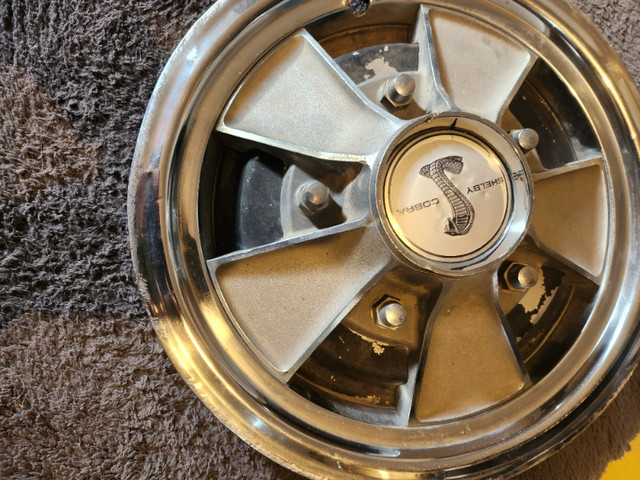 1968 Mustang cobra Shelby Hubcaps in Other Parts & Accessories in Prince George - Image 3