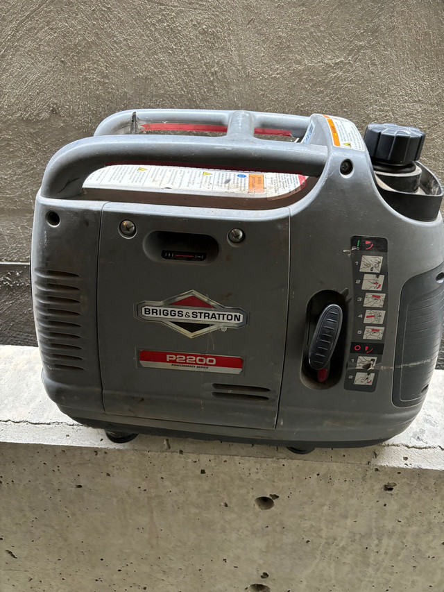 2200 watt inverter generator  in Power Tools in Stratford