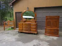 Bedroom Furniture High Quality **Read Ad**