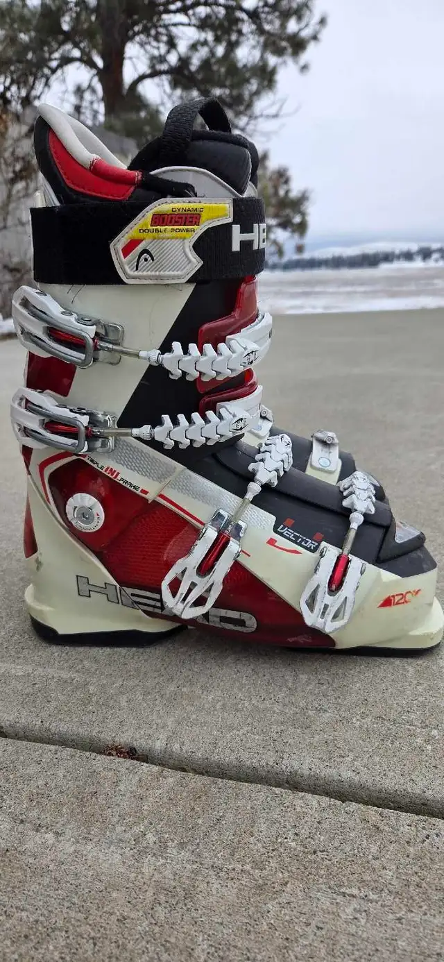 Head Ski Boots in Ski in Cranbrook - Image 2
