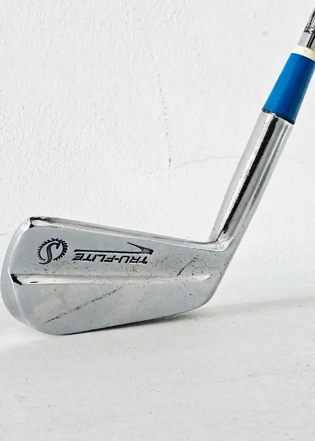 Spalding TRU-FLITE  Left Handed Golf Irons # 3, 5, 7, 9 in Golf in City of Montréal - Image 3