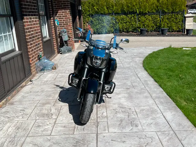 2014 Honda Valkyrie in Street, Cruisers & Choppers in Markham / York Region - Image 4