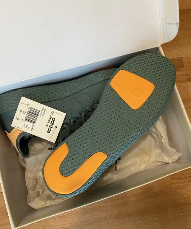 Adidas Mens Shoes New in Box Rare in Men's in City of Toronto - Image 8